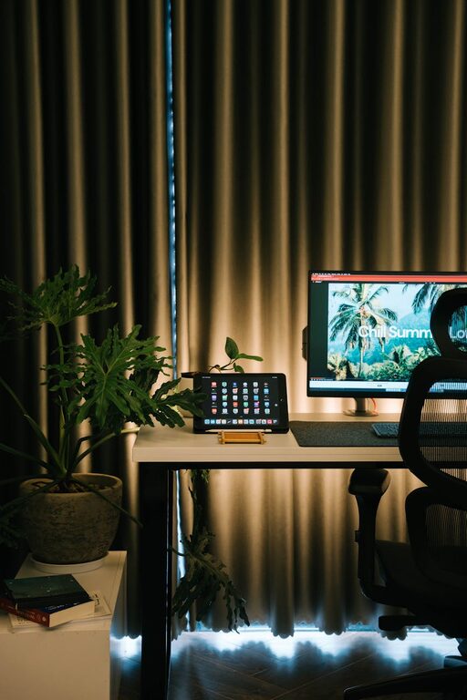 Tips for Creating a Comfortable and Productive Home Office Environment